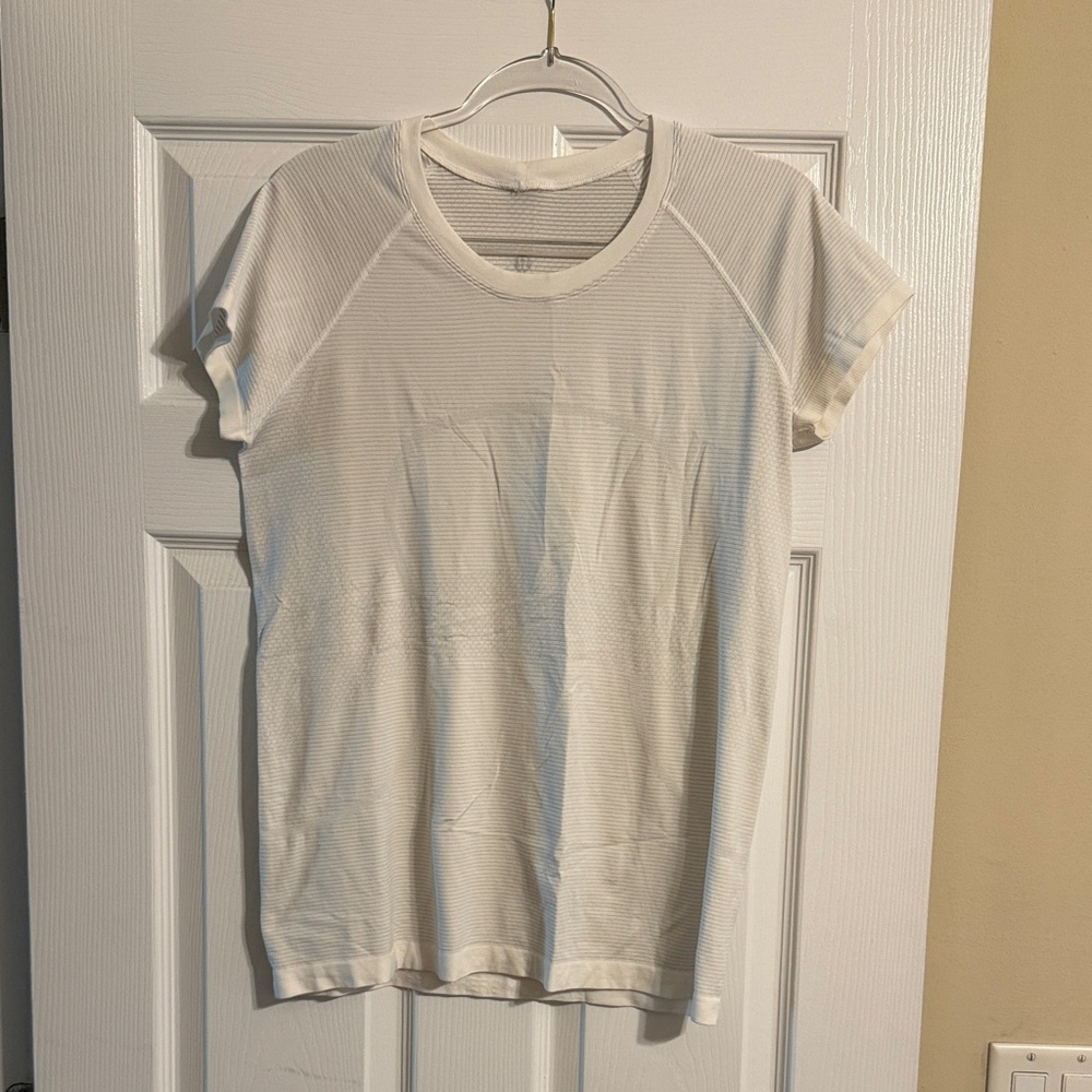 lululemon athletica White Swiftly Tech short sleeve shirt 2.0 Hip length